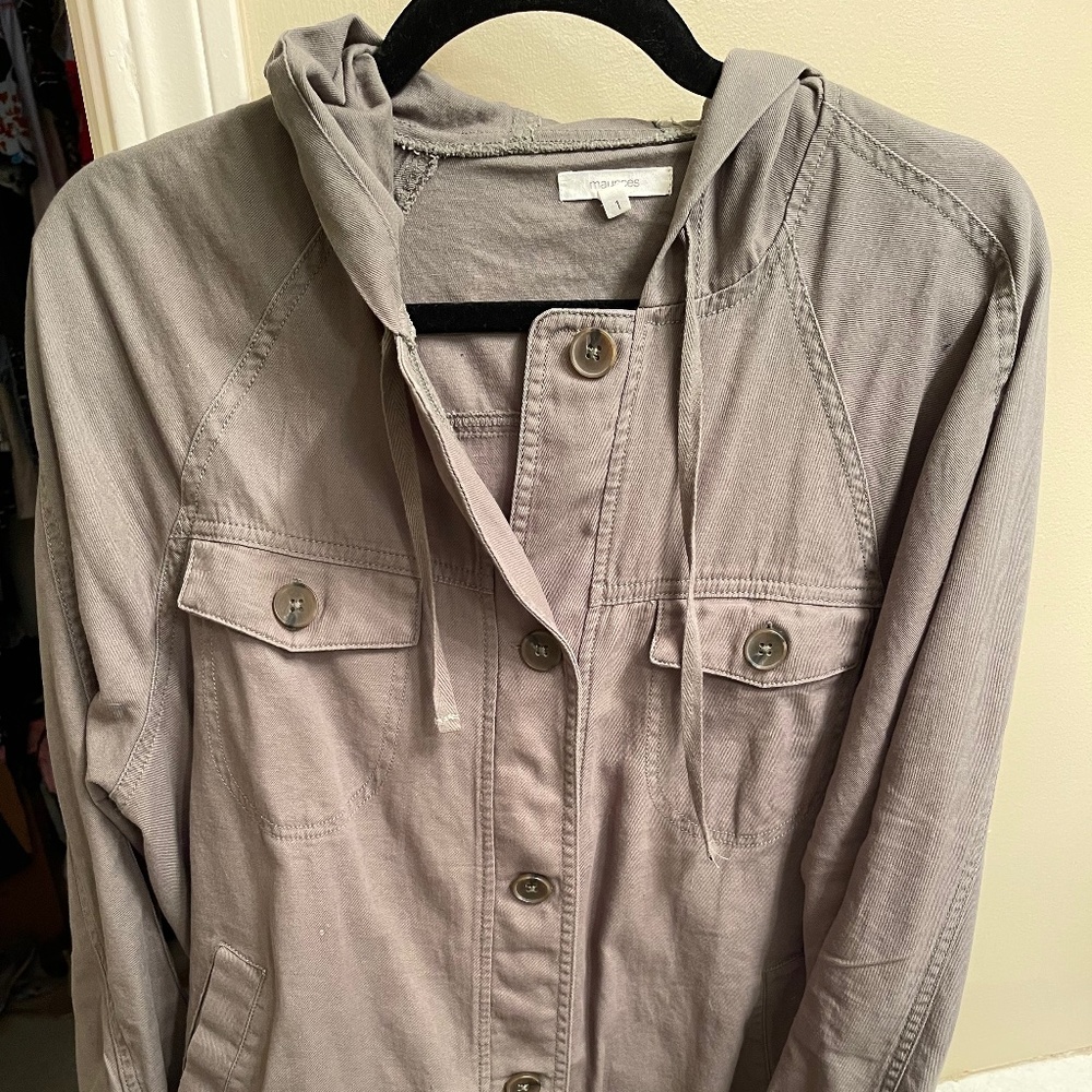 Light hooded jacket